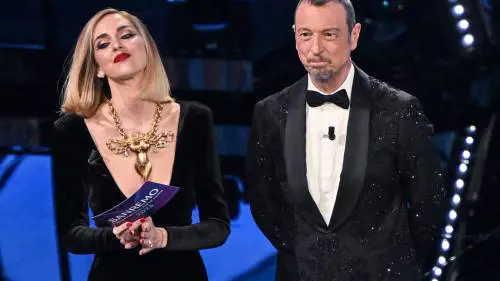 Amadeus a gamba tesa sul caso Ferragni: “A Sanremo sarebbe la benvenuta”