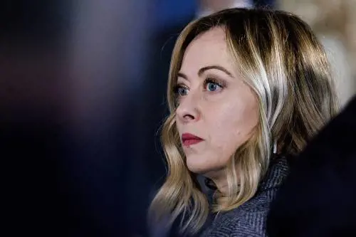 Meloni inchioda Elly sugli insulti dei big del Pd