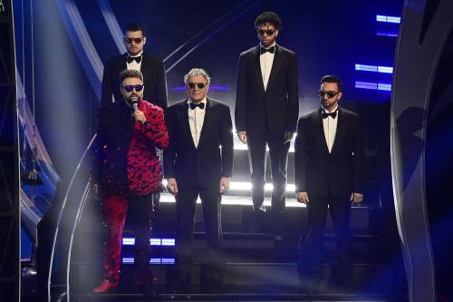 Sanremo 2024: ecco il look della finalissima del Festival di Dargen D'Amico