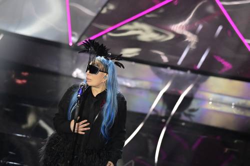 Sanremo 2024: ecco il look della finalissima del Festival di Loredana Berté