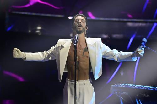 Sanremo 2024: ecco il look della finalissima del Festival dei Santi Francesi