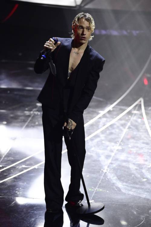 Sanremo 2024: ecco il look della finalissima del Festival di Irama