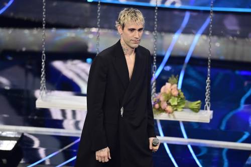 Sanremo 2024: ecco il look della finalissima del Festival di Mr.Rain