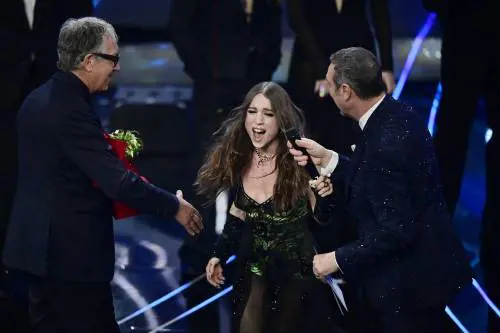Angelina Mango vince la 74esima edizione del festival di Sanremo