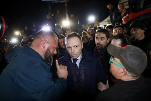 I trattori non si fermano. Ma ora il fronte è spaccato