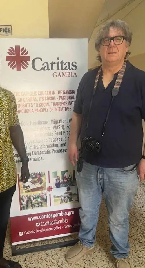 "Va in giro a fare il santo, ma...". Vicofaro attacca don Biancalani