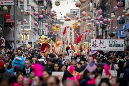 Il successo economico della Festa di Primavera tra viaggi, acquisti e cene di Capodanno