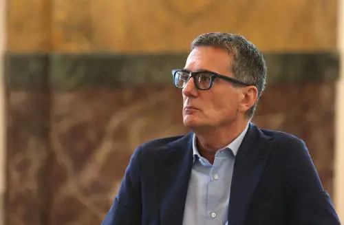 Essilux in accelerazione, avanza anche l'Oriente