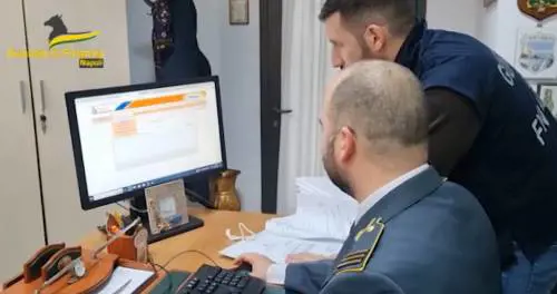 Napoli, truffa sui buoni vacanze: indagate più di 2mila persone