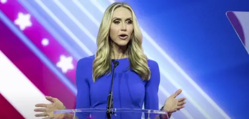 The Donald punta sulla nuora: chi è quali sono i piani per Lara Trump