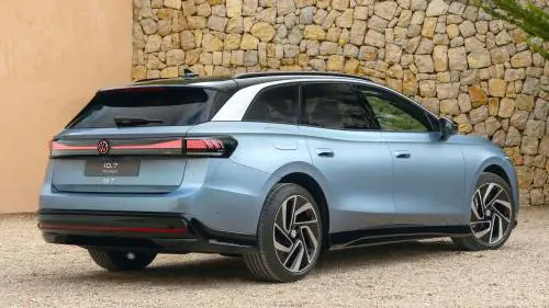 Nuova Volkswagen ID.7 Tourer,  guarda tutte le foto