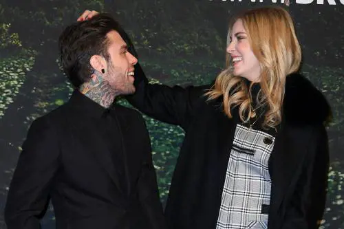 Ferragni-Fedez: dal bacio a Sanremo 2023, alla truffa dei pandori. Ecco da dove nasce la crisi