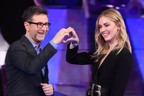 "Fai queste domande alla Ferragni". Scatta il pressing su Fazio