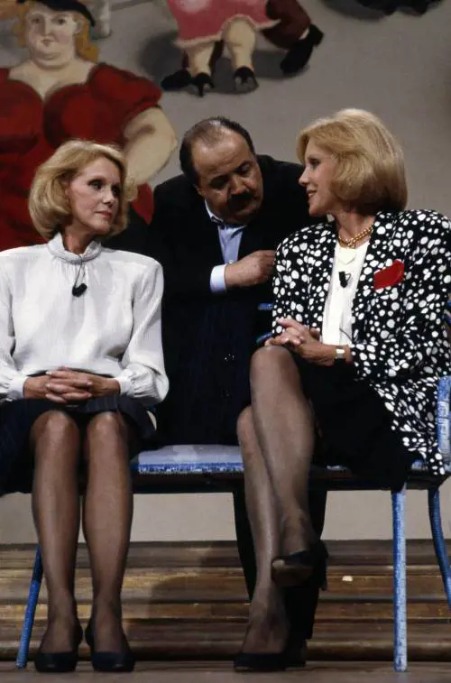 "Le fate dalle gambe lunghe": quando l'Italia conobbe le gemelle Kessler in tv