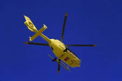 Inzago, morta la bimba di 11 anni annegata in piscina. Indagato il sacerdote
