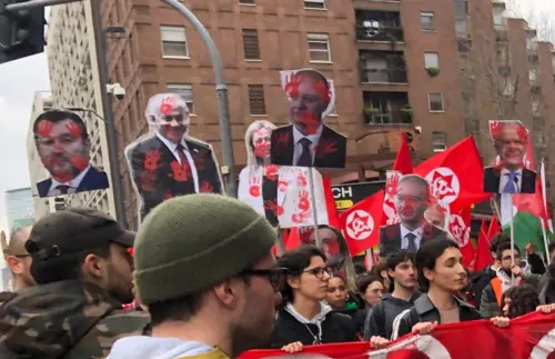 Nuovi miti, vecchi dogmi. I collettivi spadroneggiano e gli atenei sono diventati i covi dell'intolleranza