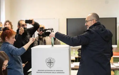 Sardegna al voto, la partita è aperta