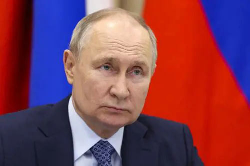 Putin, sfida ad alzo zero. "Possiamo colpire tutti"