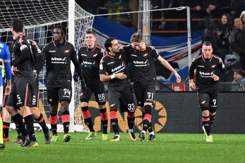 Serie B, il Parma impatta sul Cosenza: dietro vincono tutte e accorciano sulla vetta