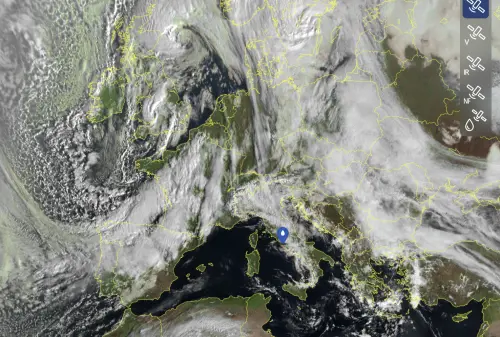In arrivo un profondo ciclone che porta sull'Italia ancora pioggia e forti nevicate
