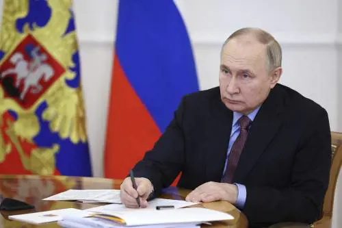 Putin minaccia: "L'Ucraina sarà nostra"