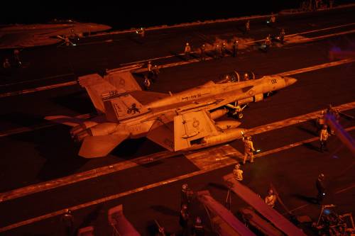 "Operazione militare di qualità": gli Houthi alzano il tiro contro le navi Usa