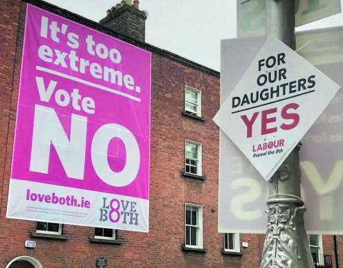 Irlanda, vincono i "no". Così la Costituzione rimane "sessista"