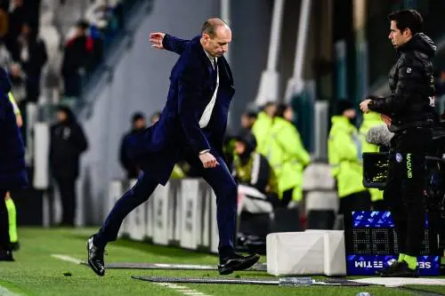 Elkann torna allo stadio ma la Juve frena ancora