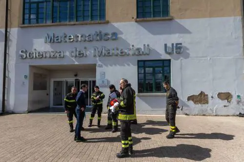 Fuoriuscita di acido cloridrico. E la Bicocca viene evacuata