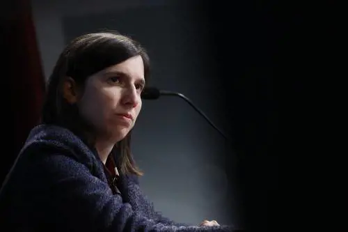 Aperta la caccia a Schlein, la bufala di Rep e Amadeus: quindi, oggi...