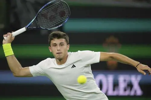 "Ho battuto il mio mito". Chi è Luca Nardi, il baby talento che ha eliminato Djokovic