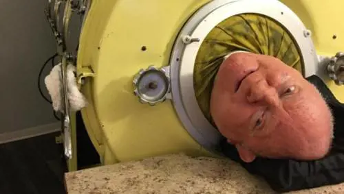 Paul Alexander: addio all'uomo che ha vissuto 70 anni nel polmone d'acciaio