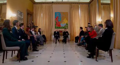 Le lezioni con gli "influencer" sulla Costituzione. E Mattarella si fa pop
