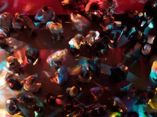 violenta 15enne dopo averla fatta bere in discoteca in manette