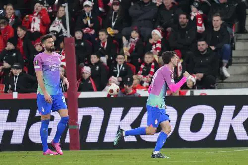 Europa League, il Milan cala il tris allo Slavia Praga e vola ai quarti
