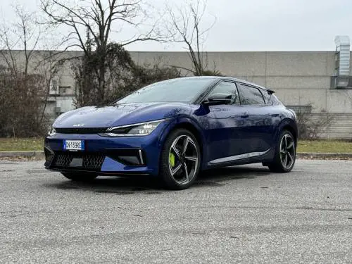 Kia EV6 GT: guarda la gallery della nuovo crossover GT sportiva da 585 CV