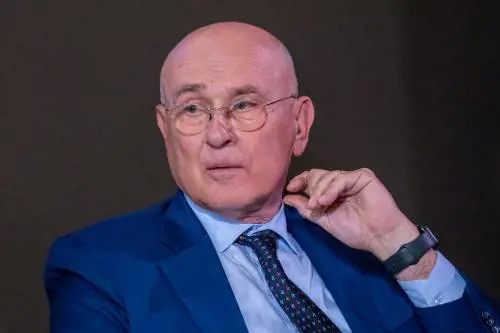 Il generale Bertolini: "Yemen, Gaza, Kiev. Sui venti di guerra hanno soffiato i Democratici Usa"