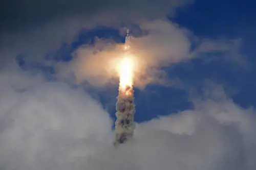 Un cannone per lanciare aerei ipersonici: cosa c'è dietro al progetto cinese Tengyun