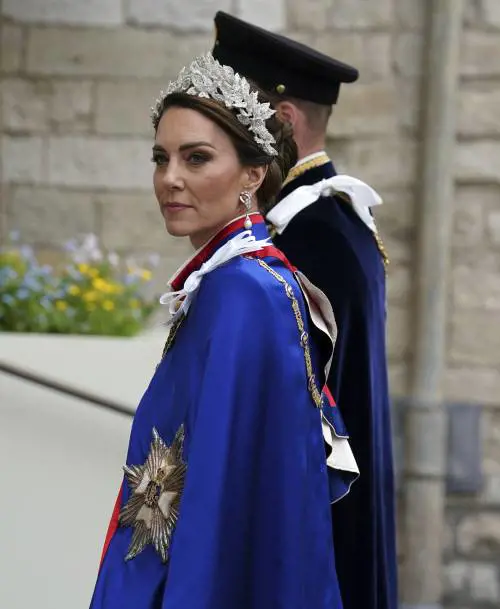 "Un'ombra sulla monarchia". Cosa succede ora nell'ex regno di Elisabetta II