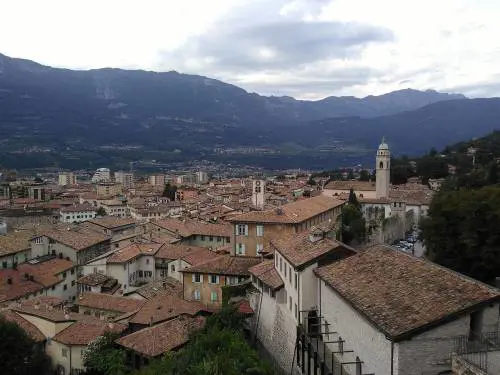 Lascia 5 milioni di euro alla badante: la denuncia dei nipoti dell'erede del podestà di Rovereto