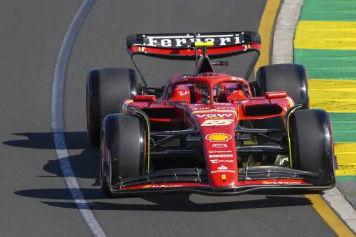 F1, GP Australia: capolavoro Ferrari, è doppietta. Vince Sainz, Leclerc secondo
