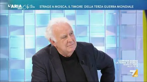 "Non è un mostro...": l'ultimo deliro di Santoro su Putin