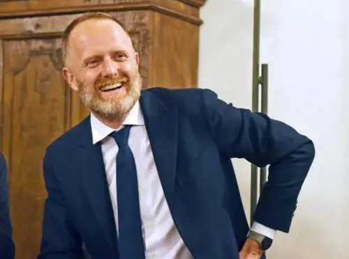 Imu e Tari alle auto in sosta. La bizzarra idea anti evasori del sindaco di Como