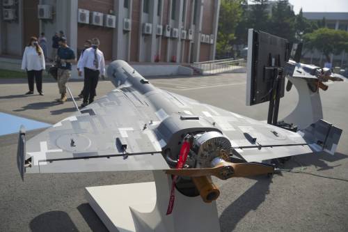 "Choc tattico per il nemico": cosa può fare il drone cinese in grado di moltiplicarsi
