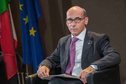 Anac contro il governo: rischio corruzione dopo addio all'abuso d'ufficio