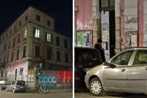 Luci accese nel palazzo occupato da Askatasuna e movimento all'ingresso