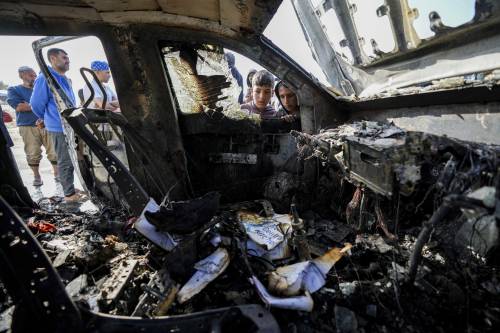 L'uomo di Hamas, il drone e i sospetti: così sono morti i cooperanti a Gaza