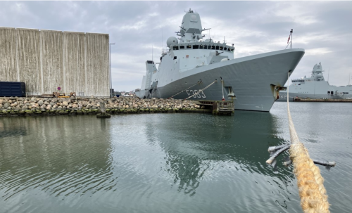 Allarme in Danimarca: stop al traffico marittimo. "Il missile Harpoon può partire in ogni momento"