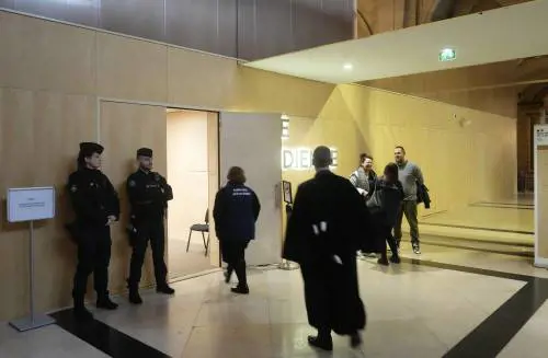 Attentato ai mercatini di Strasburgo, 30 anni al principale imputato