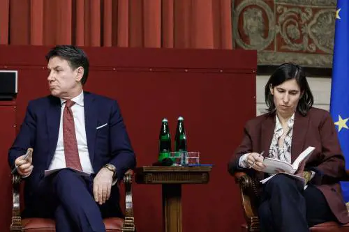 Patto con M5s per spartirsi le candidature: 4 Regioni ai dem, 2 a Conte e delusione Avs